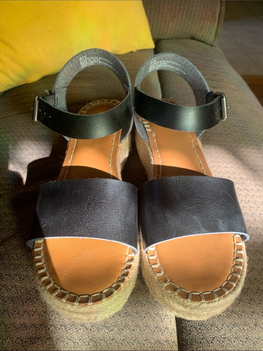 Universal Thread Black Espadrille Platform Sandals